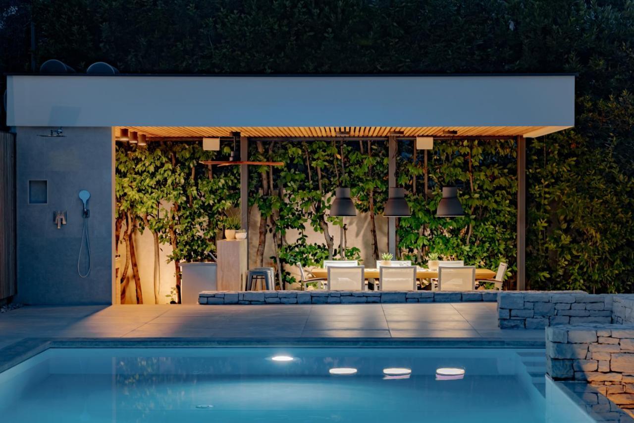 Residence Pecek Novigrad  ภายนอก รูปภาพ