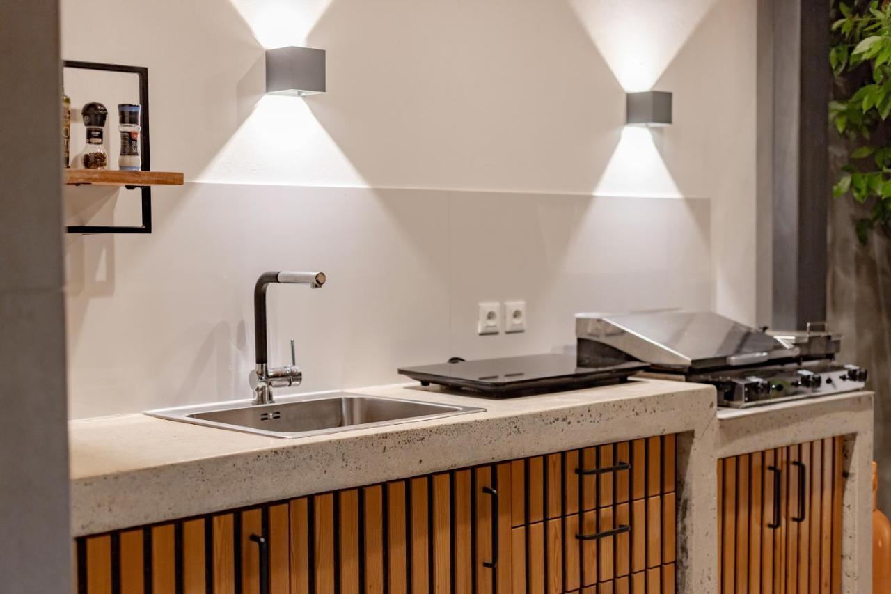 Residence Pecek Novigrad  ภายนอก รูปภาพ