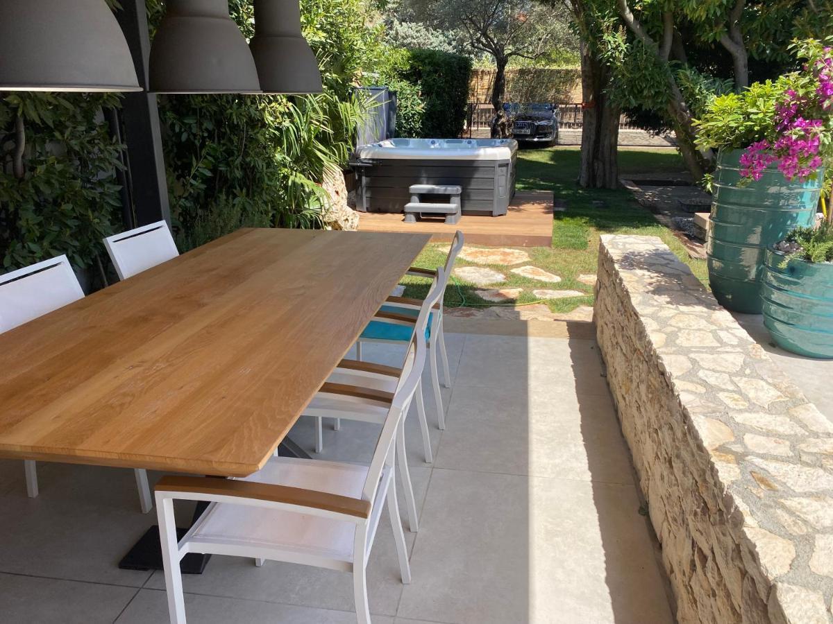 Residence Pecek Novigrad  ภายนอก รูปภาพ
